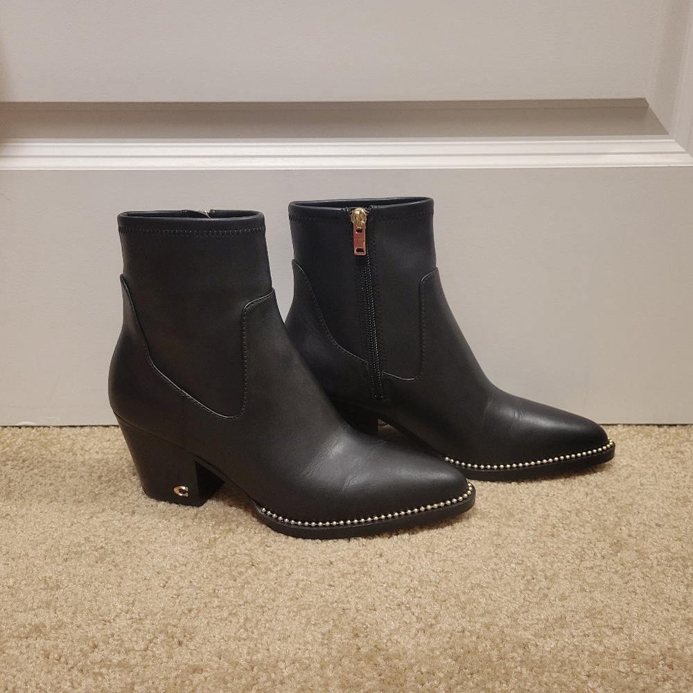 Coach Pell Leather Ankle Boot size 6.5